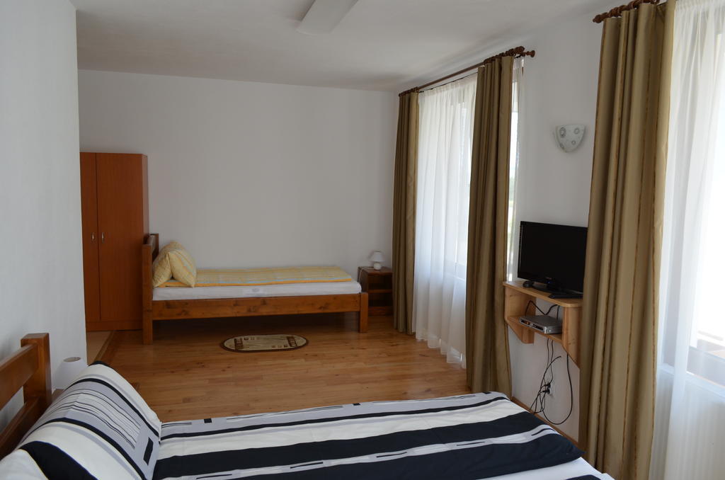Pensiune Denisa Mediaş Chambre photo